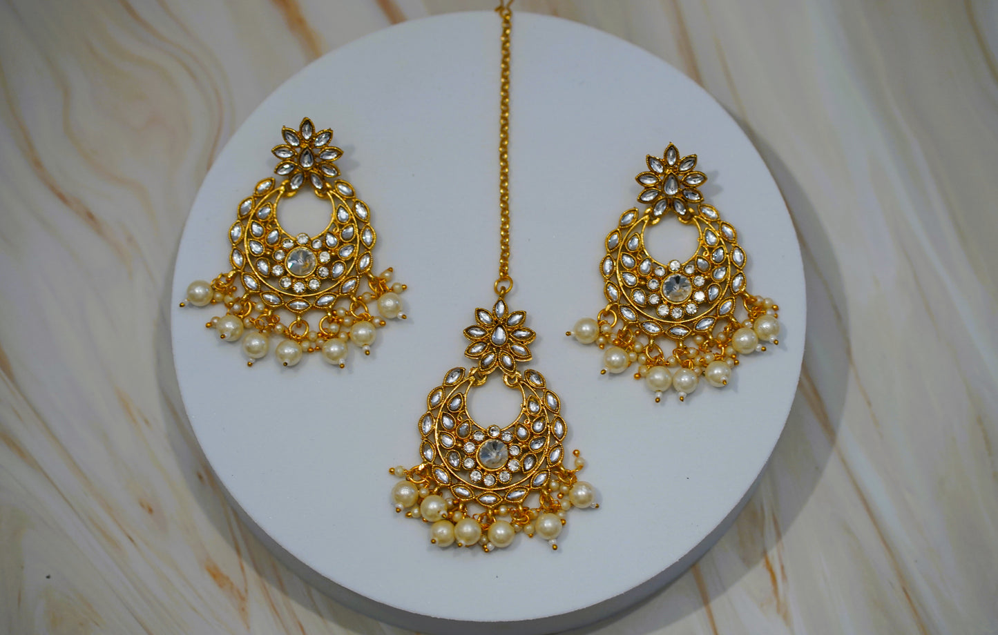 Gold & Pearl Necklace Set