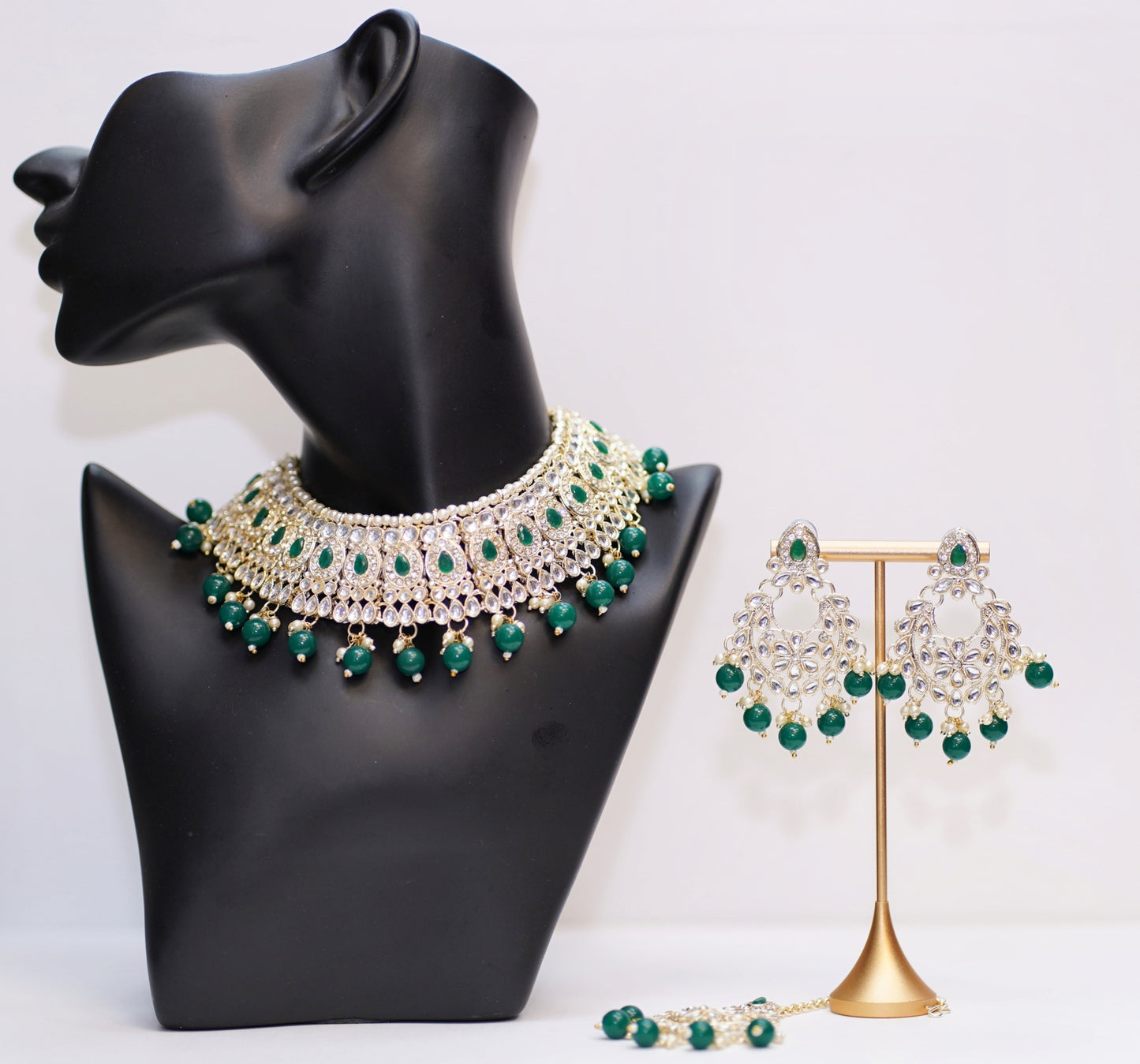 Silver & Green Necklace Set