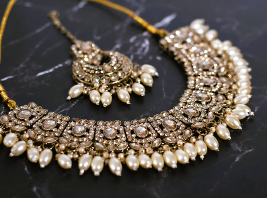 Gold & Pearl Necklace Set
