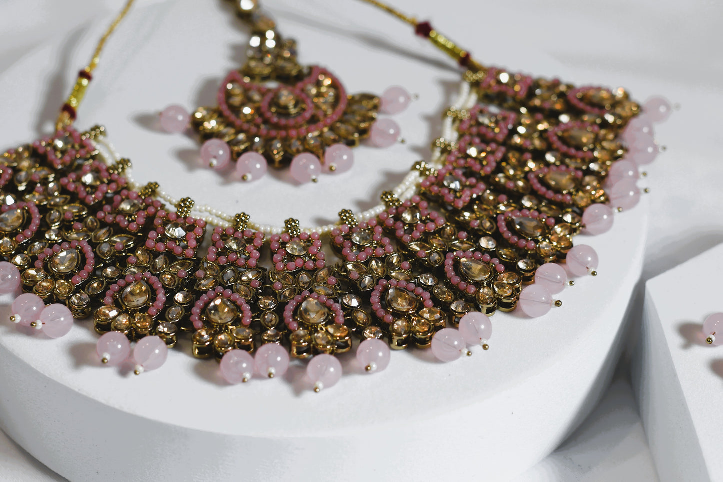 Rose & Green Pearl Necklace Set