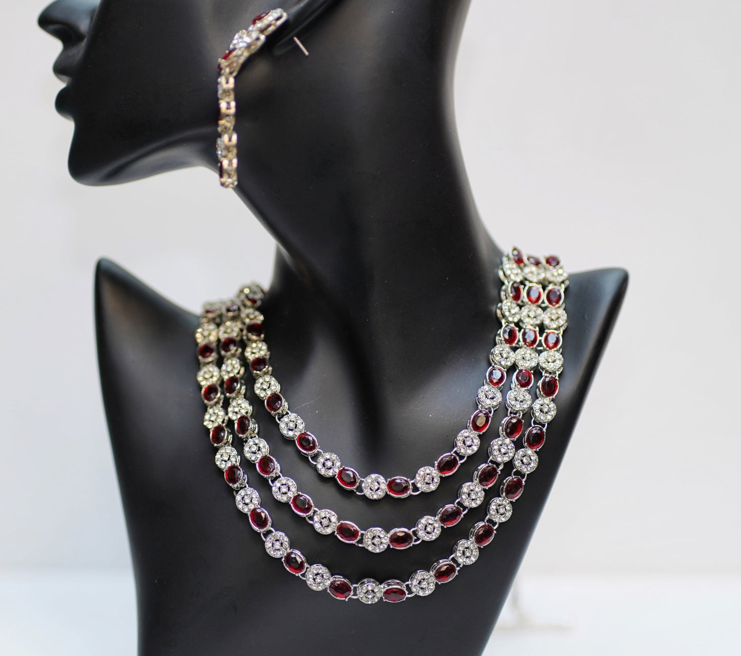 Redwine & Silver Moderrn Necklace Set