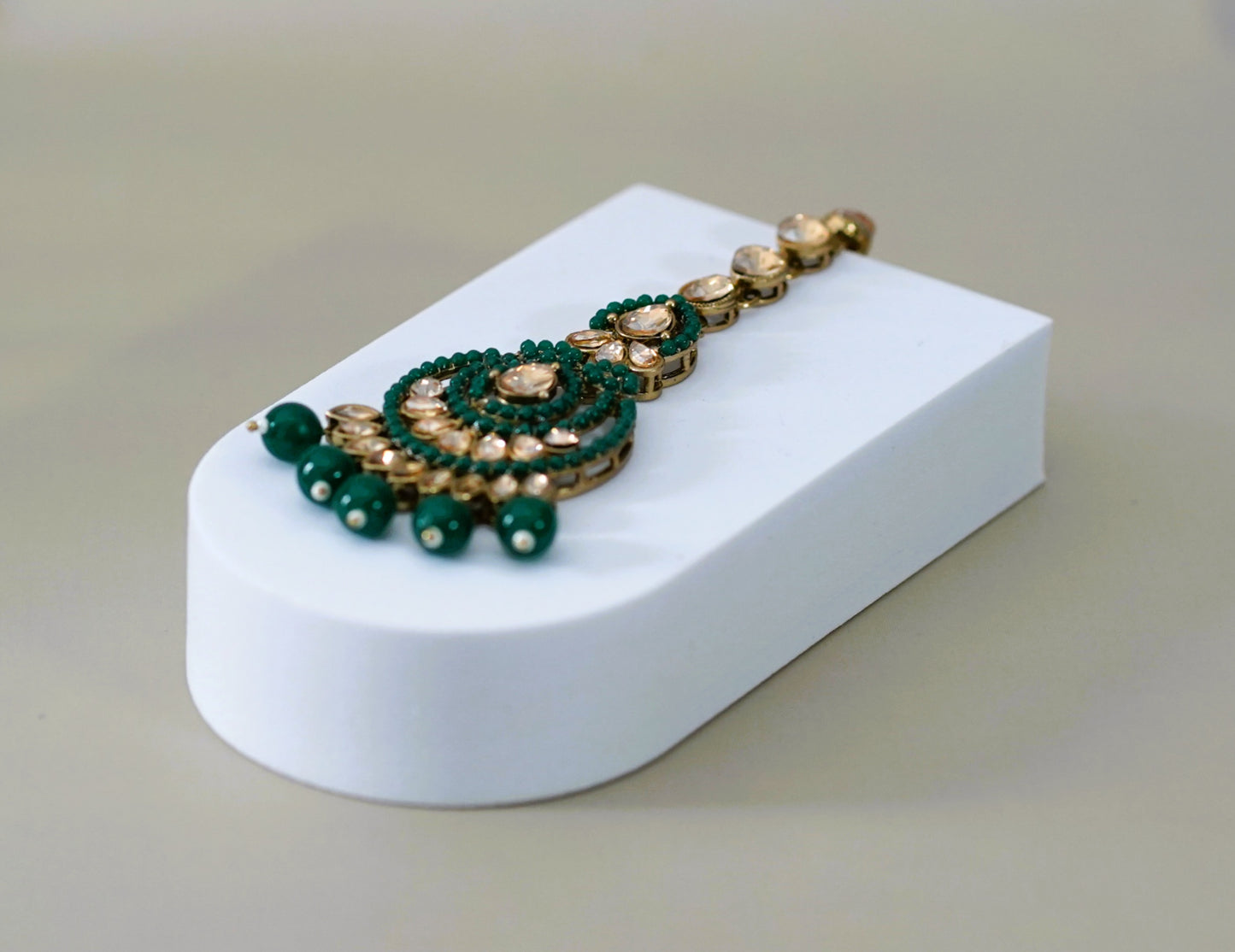 Dark Green with Pearl Necklace Set