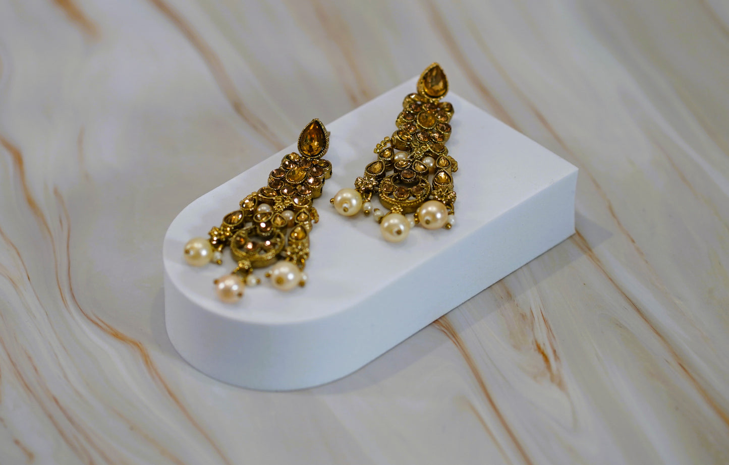 Pearl & Gold Necklace Set