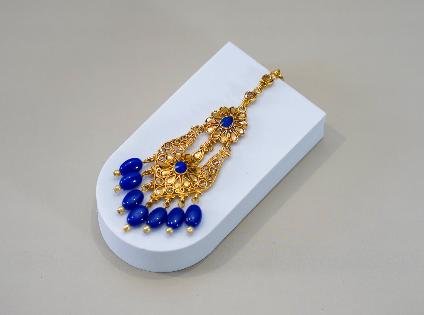 Gold & Blue Pearl Uchipattam