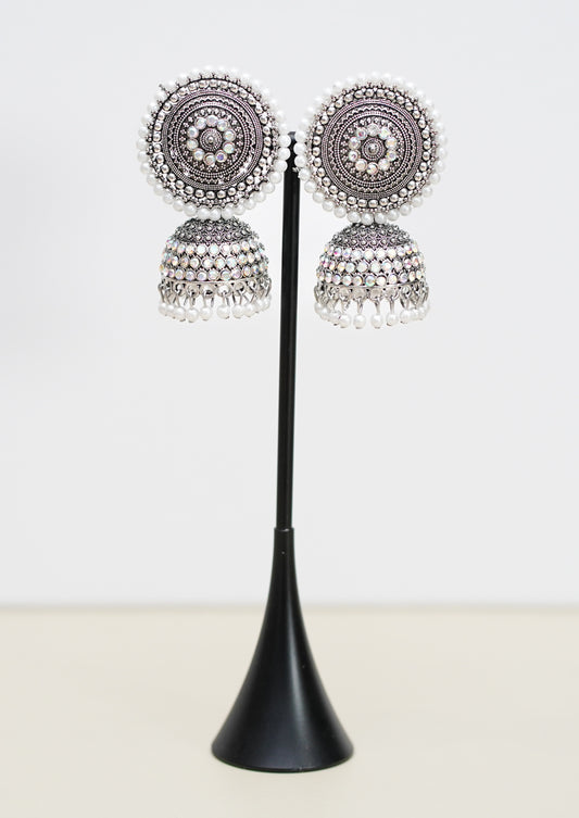 Silver Stone with Pearl Jimikki