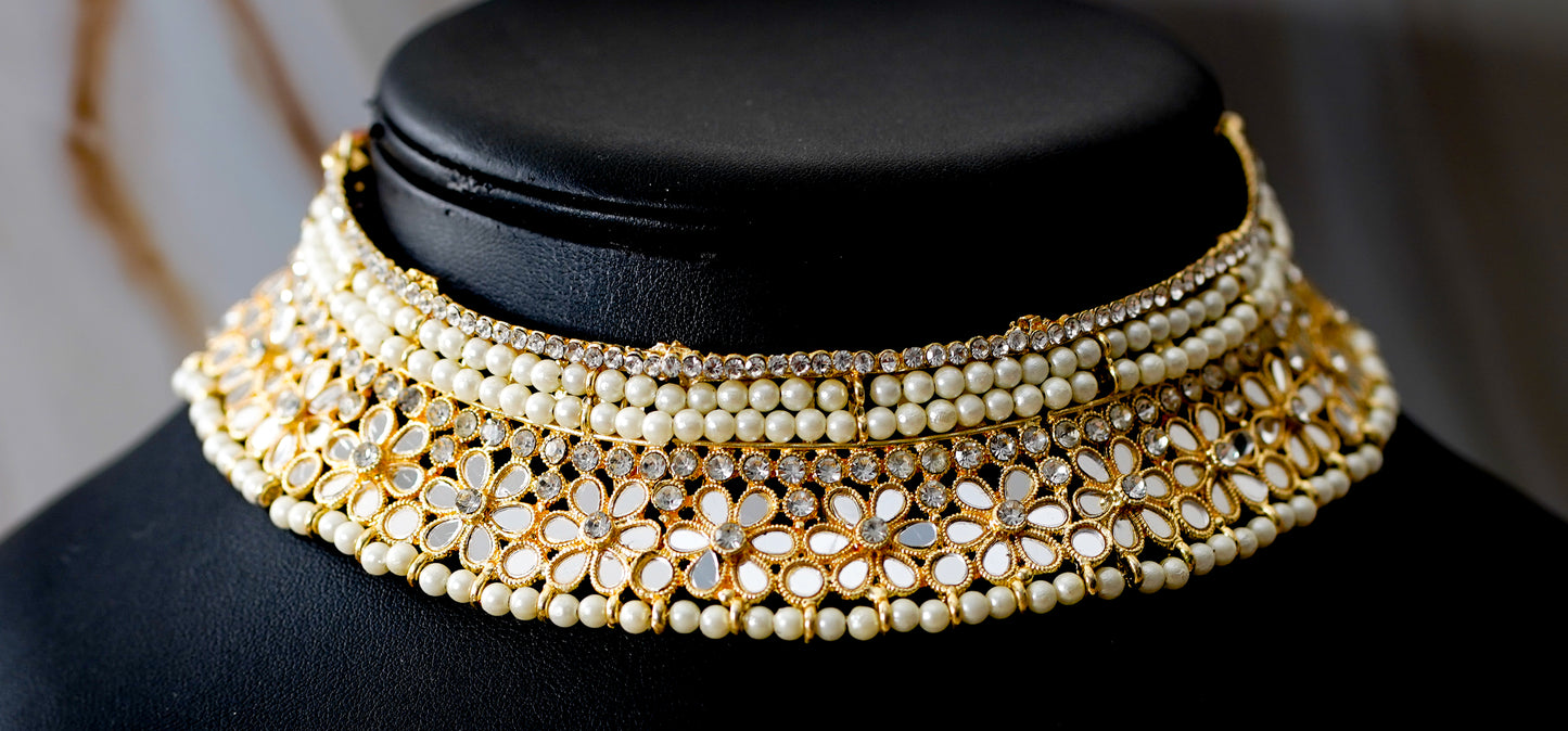Gold & Off White Choker Set