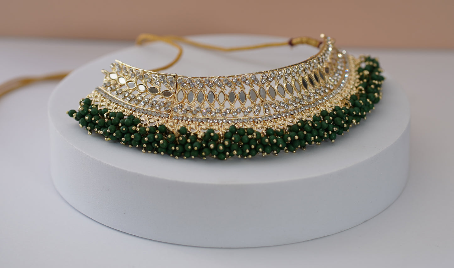 Silver Glass & Pearled Green Choker Set