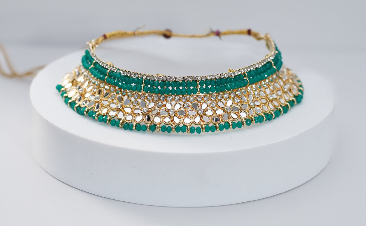 Gold Glass & Green Choker Set