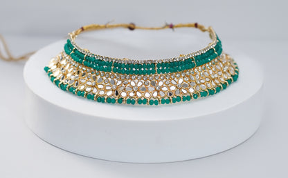 Gold Glass & Green Choker Set