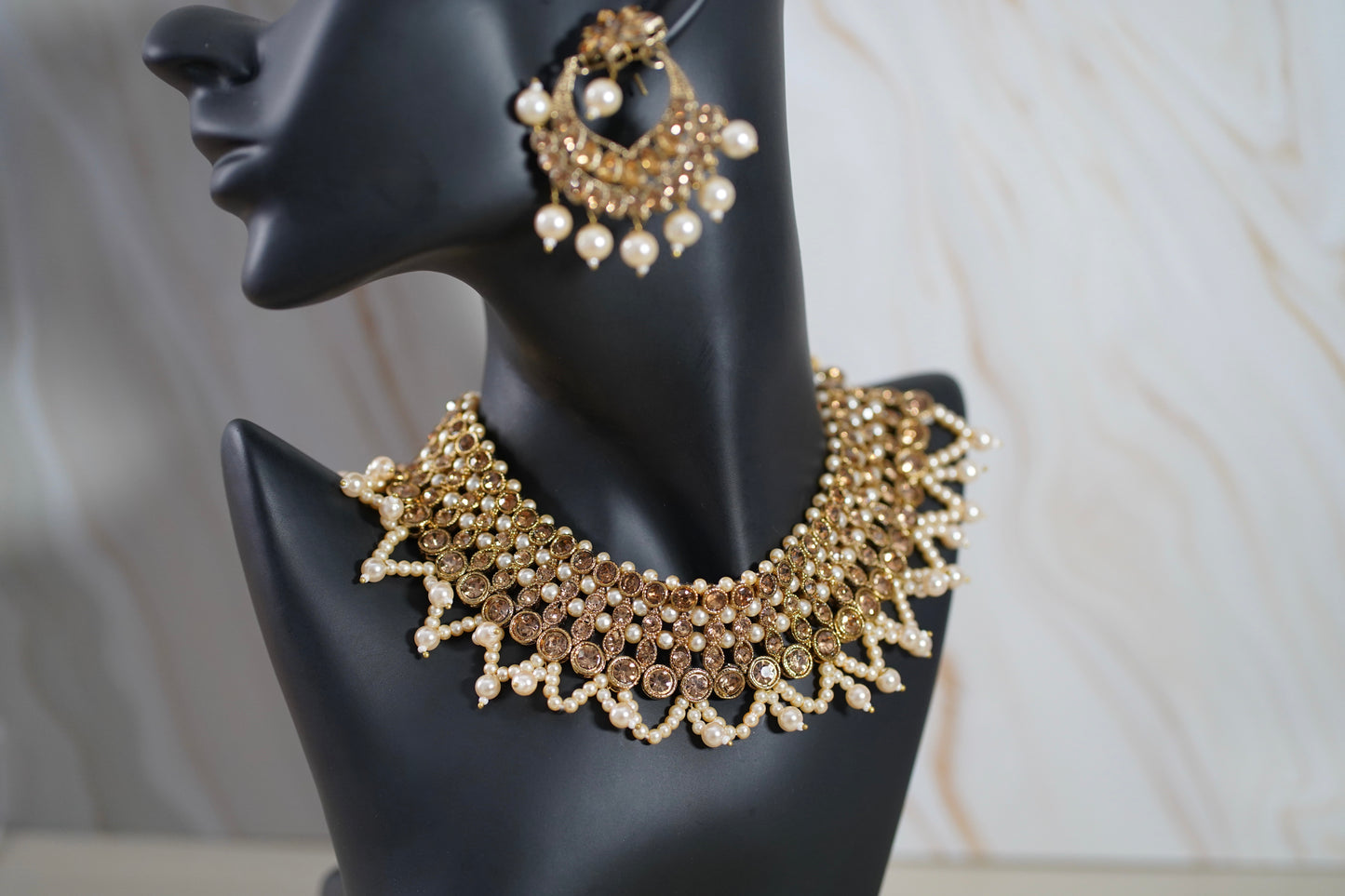 Pearl & Gold Necklace Set