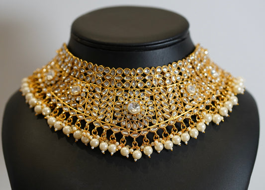Gold & Pearl Necklace Set